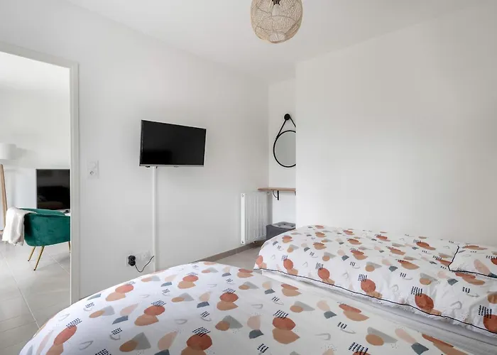 아파트 Moderne Pour 4 Situe A