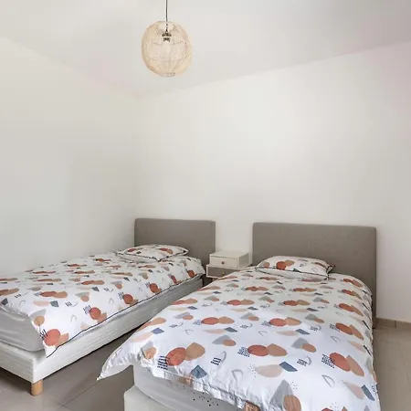 Moderne Pour 4 Situe A * La Baule-Escoublac