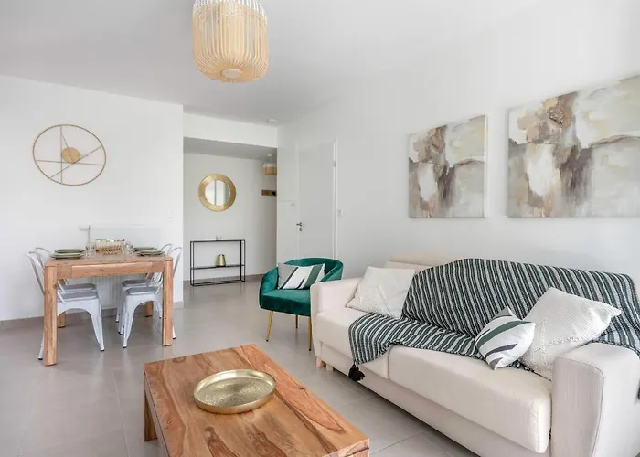 Apartment Moderne Pour 4 Situe A La Baule-Escoublac