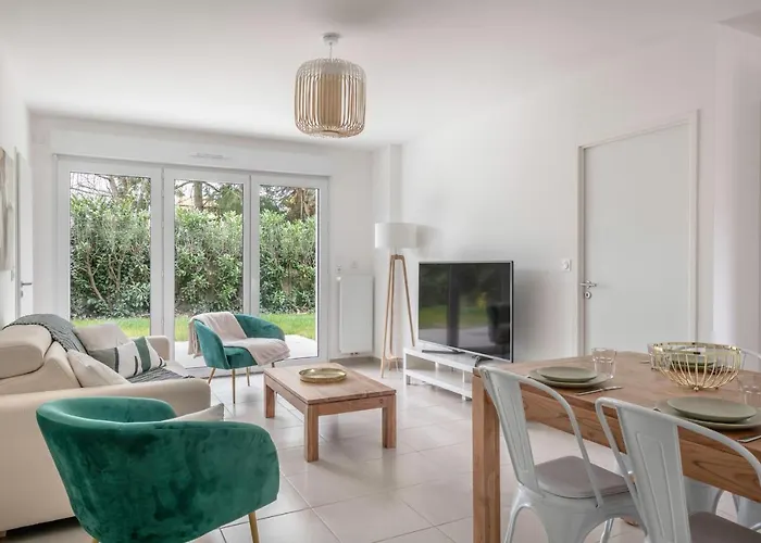 Moderne Pour 4 Situe A Apartment La Baule-Escoublac